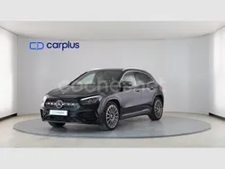 Negro noche (sólido) Usado 2024 Mercedes GLA200 SUV | 41.490 € (Precio justo)