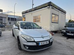 Gris / plata Usado 2012 Renault Mégane III Dynamique Berlina | 5499 € (Buen precio)