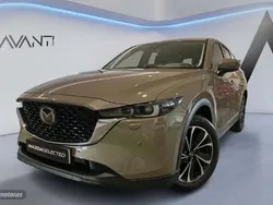 Usado 2024 Mazda CX-5 Exclusive-Line SUV | 33.990 € (Un poco caro)