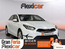 Blanco Usado 2022 Kia Ceed Berlina | 15.470 € (Precio justo)