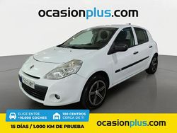 Blanco Usado 2013 Renault Clio IV Collection Utilitario | 6900 € (Precio justo)