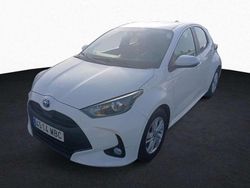 Blanco Usado 2022 Toyota Yaris Hybrid Business Edition Utilitario | 17.990 € (Precio justo)