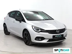 Gris Usado 2021 Opel Astra Ultimate Berlina | 15.950 € (Precio justo)