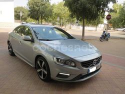 Gris / plata Usado 2018 Volvo S60 R-Design Momentum Berlina | 14.700 € (Buen precio)