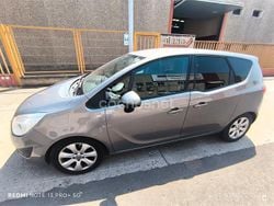 Gris / plata Usado 2011 Opel Meriva Enjoy Monovolumen | 3900 € (Precio justo)