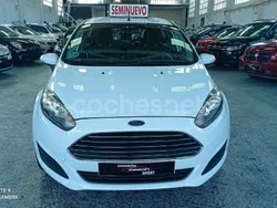 Blanco Usado 2014 Ford Fiesta Trend Utilitario | 8490 € (Caro)