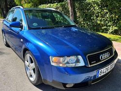 Azul Usado 2004 Audi A4 Berlina | 3990 € (Precio justo)