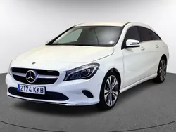 Blanco Usado 2018 Mercedes CLA220 Shooting Brake Familiar | 22.340 € (Buen precio)