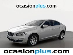 Gris plata Usado 2015 Volvo S60 Summum Berlina | 15.800 € (Precio justo)