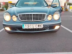 Gris / plata Usado 2004 Mercedes E270 Elegance Berlina | 4600 € (Precio justo)