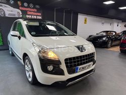 Blanco Usado 2010 Peugeot 3008 Premium Berlina | 5999 € (Un poco caro)