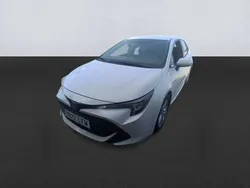 Blanco Usado 2020 Toyota Corolla Active Utilitario | 21.400 € (Precio justo)