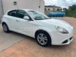 Blanco Usado 2010 Alfa Romeo Giulietta Distinctive Utilitario | 5500 € (Precio justo)