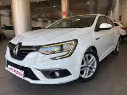 Blanco Usado 2018 Renault Mégane IV Business Berlina | 9990 € (Buen precio)