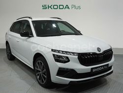 Blanco Usado 2025 Skoda Kamiq Sport SUV | 27.000 € (Un poco caro)