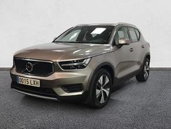 Usado 2022 Volvo XC40 Momentum SUV | 21.190 € (Precio justo)