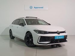 Blanco Usado 2024 VW Passat R-line Familiar | 45.900 € (Caro)