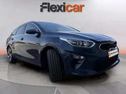 Gris Usado 2020 Kia Ceed Familiar | 15.990 € (Precio justo)