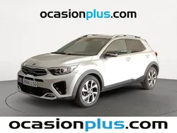 Gris plata Usado 2021 Kia Stonic GT-Line SUV | 16.182 € (Precio justo)
