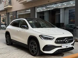Blanco Usado 2021 Mercedes GLA200 SUV | 35.000 € (Precio justo)