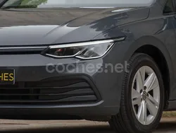 Usado 2020 VW Golf VII Advance Utilitario | 22.490 € (Un poco caro)