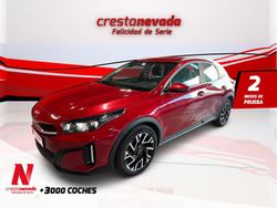 Granate Usado 2023 Kia XCeed SUV | 19.990 € (Un poco caro)