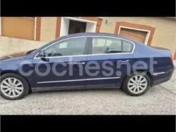 Azul Usado 2007 VW Passat R-line Berlina | 1100 €