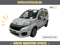 Gris / plata Usado 2017 Fiat Qubo Dynamic Monovolumen | 10.200 €