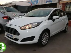 Usado 2016 Ford Fiesta Trend Utilitario | 8900 € (Precio justo)