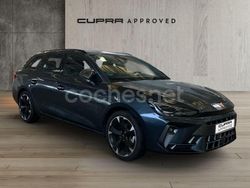 Gris / plata Usado 2024 Cupra Leon Familiar | 27.490 € (Precio justo)