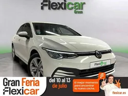 Blanco Usado 2021 VW Golf VIII Life Familiar | 18.090 € (Un poco caro)