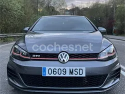 Gris / plata Usado 2017 VW Golf VII GTI Berlina | 24.900 € (Un poco caro)