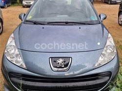 Gris / plata Usado 2006 Peugeot 207 Berlina | 3100 € (Buen precio)