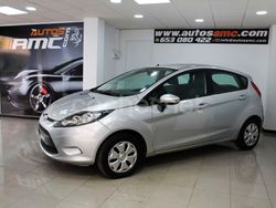 Gris / plata Usado 2010 Ford Fiesta Utilitario | 4699 € (Precio justo)