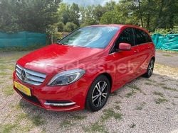 Rojo Usado 2013 Mercedes B180 Monovolumen | 11.490 € (Un poco caro)