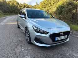 Gris / plata Usado 2019 Hyundai i30 Familiar | 9000 € (Buen precio)