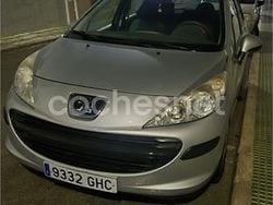 Gris / plata Usado 2008 Peugeot 207 Berlina | 4900 € (Precio justo)
