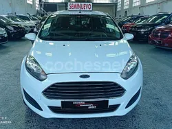 Blanco Usado 2014 Ford Fiesta Trend Utilitario | 8490 € (Caro)