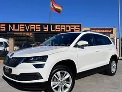 Blanco Usado 2022 Skoda Karoq Style SUV | 21.490 € (Precio justo)
