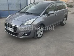 Azul Usado 2016 Peugeot 5008 Allure Monovolumen | 5990 € (Precio justo)