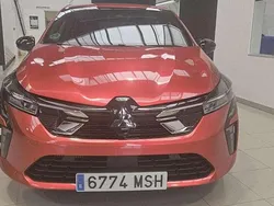 Rojo Usado 2024 Mitsubishi Colt Utilitario | 16.500 € (Precio justo)