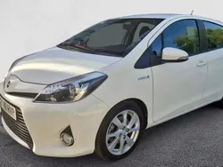 Usado 2014 Toyota Yaris Hybrid Advance | 6690 €