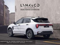 Blanco Nuevo 2025 Lynk & Co 01 SUV | 34.365 €
