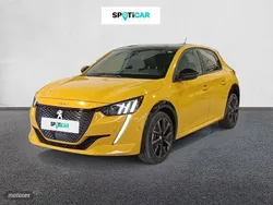 Dorado Usado 2023 Peugeot 208 GT Utilitario | 20.200 € (Un poco caro)