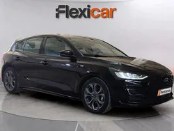 Negro Usado 2023 Ford Focus ST-Line Berlina | 18.190 € (Precio justo)