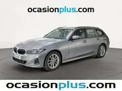 Gris Usado 2023 BMW 318 Familiar | 27.173 € (Buen precio)