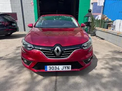 Rojo Usado 2017 Renault Mégane Cabriolet Descapotable | 14.000 €
