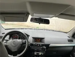 Negro Usado 2009 Opel Astra Cosmo Berlina | 4900 € (Precio justo)