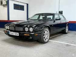 Negro Usado 2002 Jaguar XJR Berlina | 27.900 €