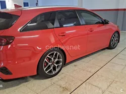 Rojo Usado 2019 Kia Ceed GT GT-Line Familiar | 15.500 € (Super precio)